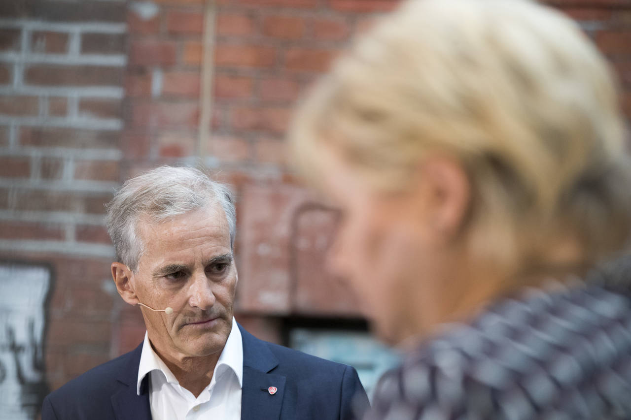 Arbeiderparti-leder Jonas Gahr Støre mener snikprivatisering av videregående skoler skjer i det små, men at tendensen er klar. Foto: Terje Pedersen / NTB scanpix