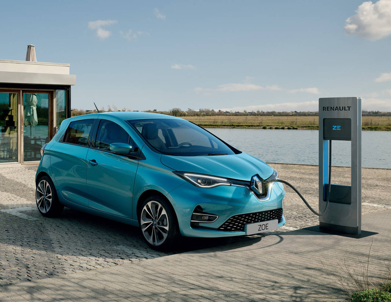 REKKER MER: Renault Zoe kommer straks med en større batteripakke. FOTO: Produsenten