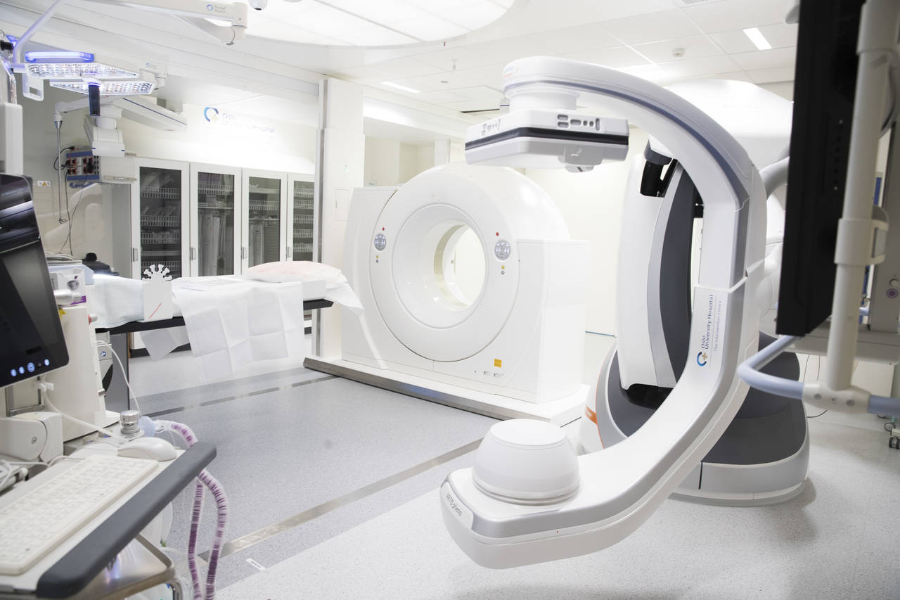Alvorlig kreftsyke må ofte vente i flere måneder før de får tatt nødvendige røntgenbilder som MR ved Oslo universitetssykehus. Dette kan få konsekvenser for behandlingen, advarer leger ved sykehuset. Foto: Terje Pedersen / NTB scanpix