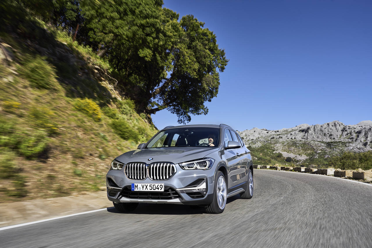 MED LEDNING: Neste år kommer BMWs minste SUV, X1, som ladehybrid. FOTO: Produsenten