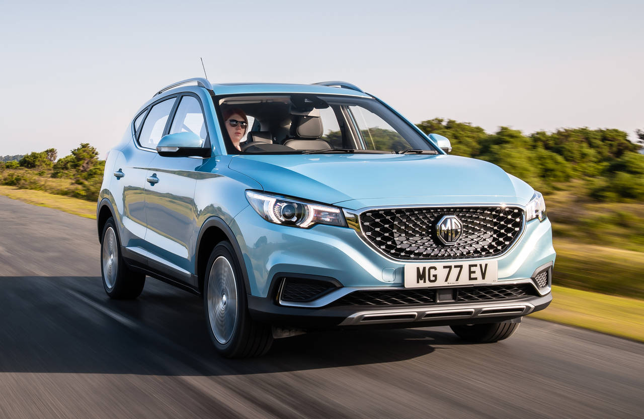 SKJER IKKE: Planen om å ta inn den elektriske MG ZS til Norge er lagt på is. FOTO: Produsenten