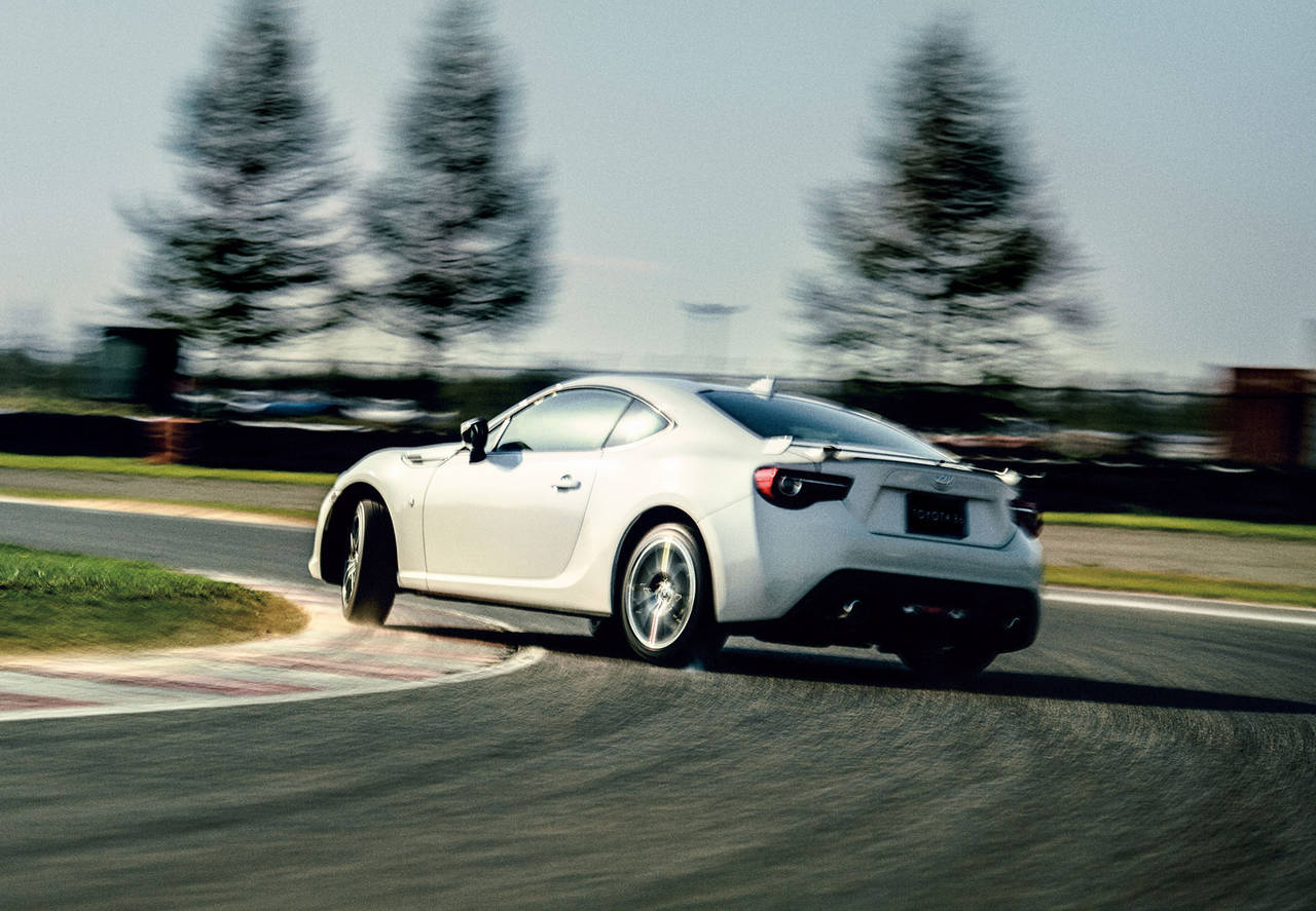 JOBBE SAMMEN: Toyota og Subaru skal ha felles utvikling på flere fronter, blant annet med neste generasjon GT86/BRZ. FOTO: Produsenten