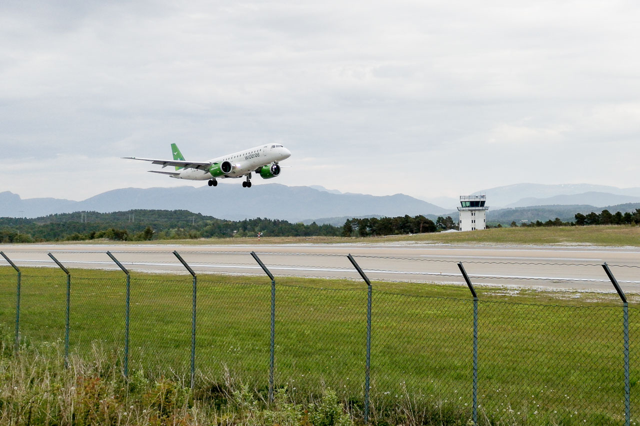 Det nye fjernstyrte tårnsenteret i Bodø skal fjernstyre flytrafikken på 15 norske flyplasser fra og med 2020. Illustrasjonsfoto: Kurt Helge Røsand / KSU.NO