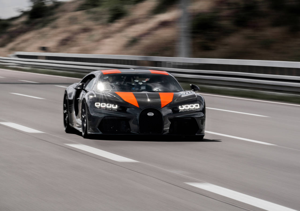 NÆR 500: Bugatti Chiron satt nylig hastighetsrekord for produksjonsbiler. FOTO: Produsenten