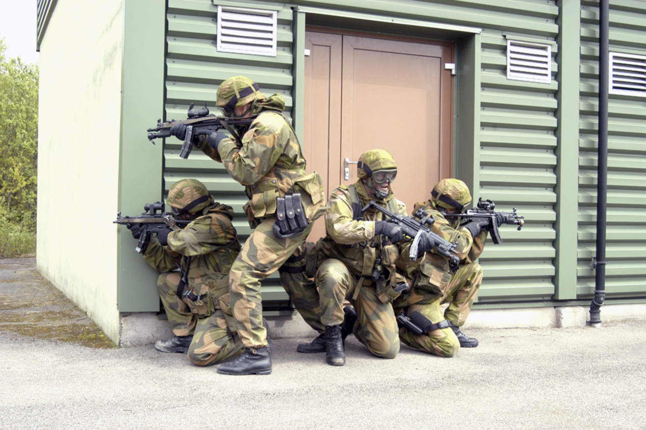 Bildet viser soldater fra HV-016 under øvelse. Illustrasjonsfoto: Heimevernet / Scanpix