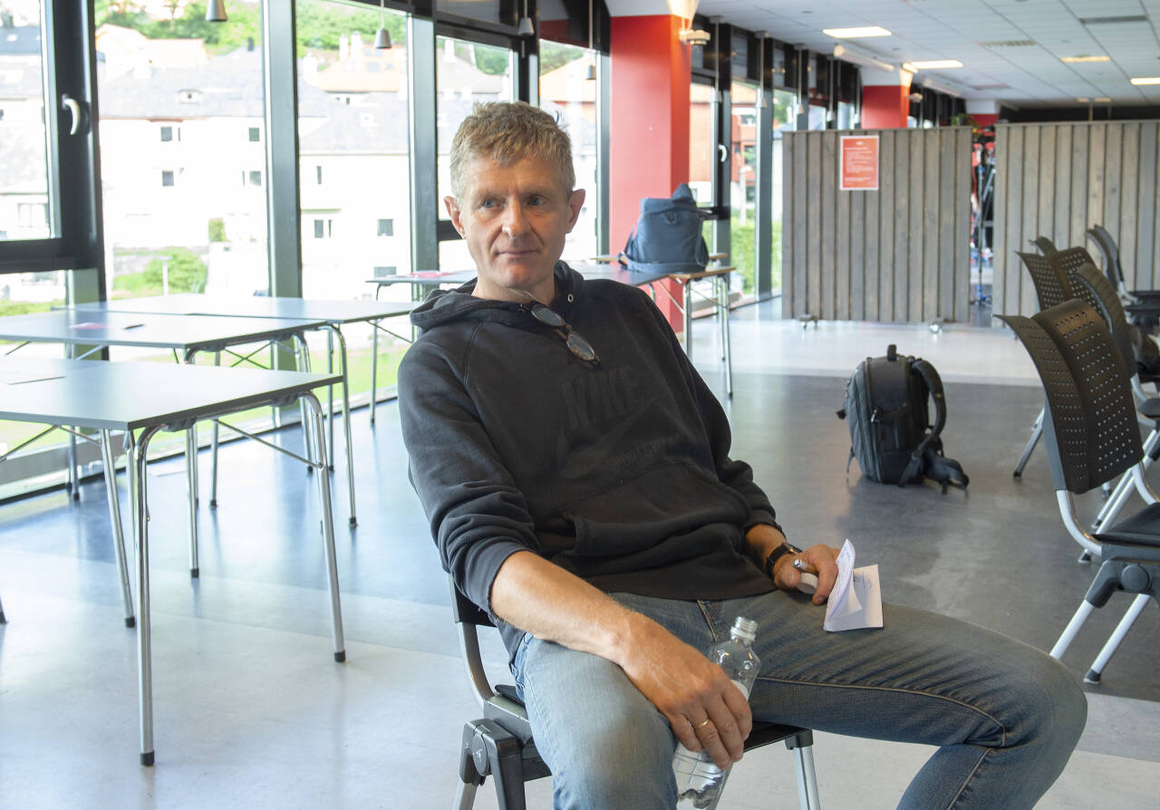 Lars Arne Nilsen under pressekonferansen på Brann Stadion etter at det var klart at han er ferdig som Brann trener. Nå venter nye oppgaver. Foto: Marit Hommedal / NTB scanpix