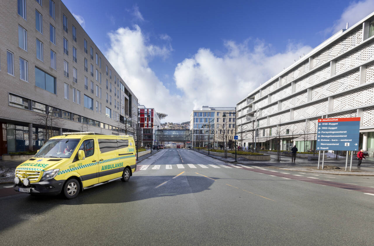 En ansatt ved St. Olavs hospital i Trondheim er smittet av koronaviruset. Foto: Gorm Kallestad / NTB scanpix