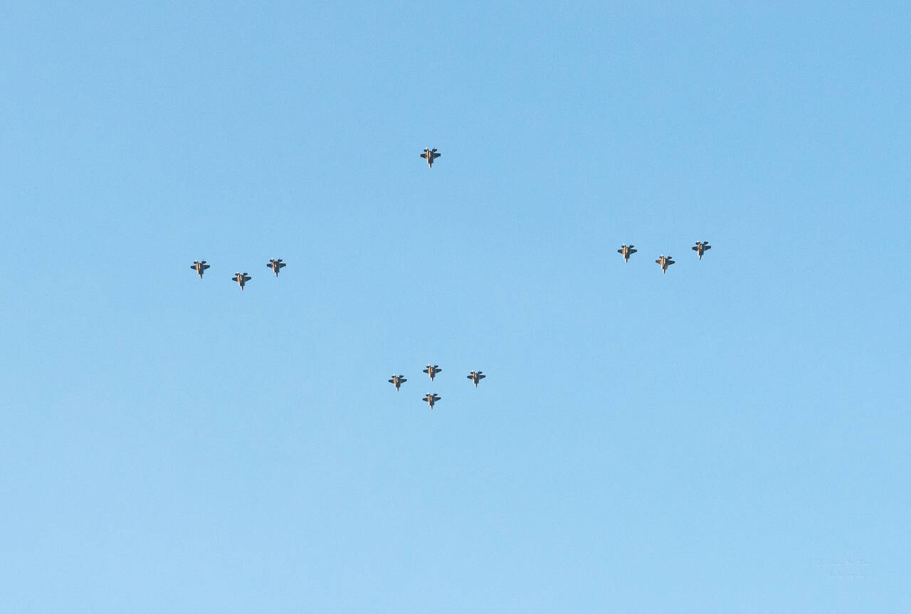 332 skvadronen sine F-35 over Kristiansund. Foto: Stein Watten