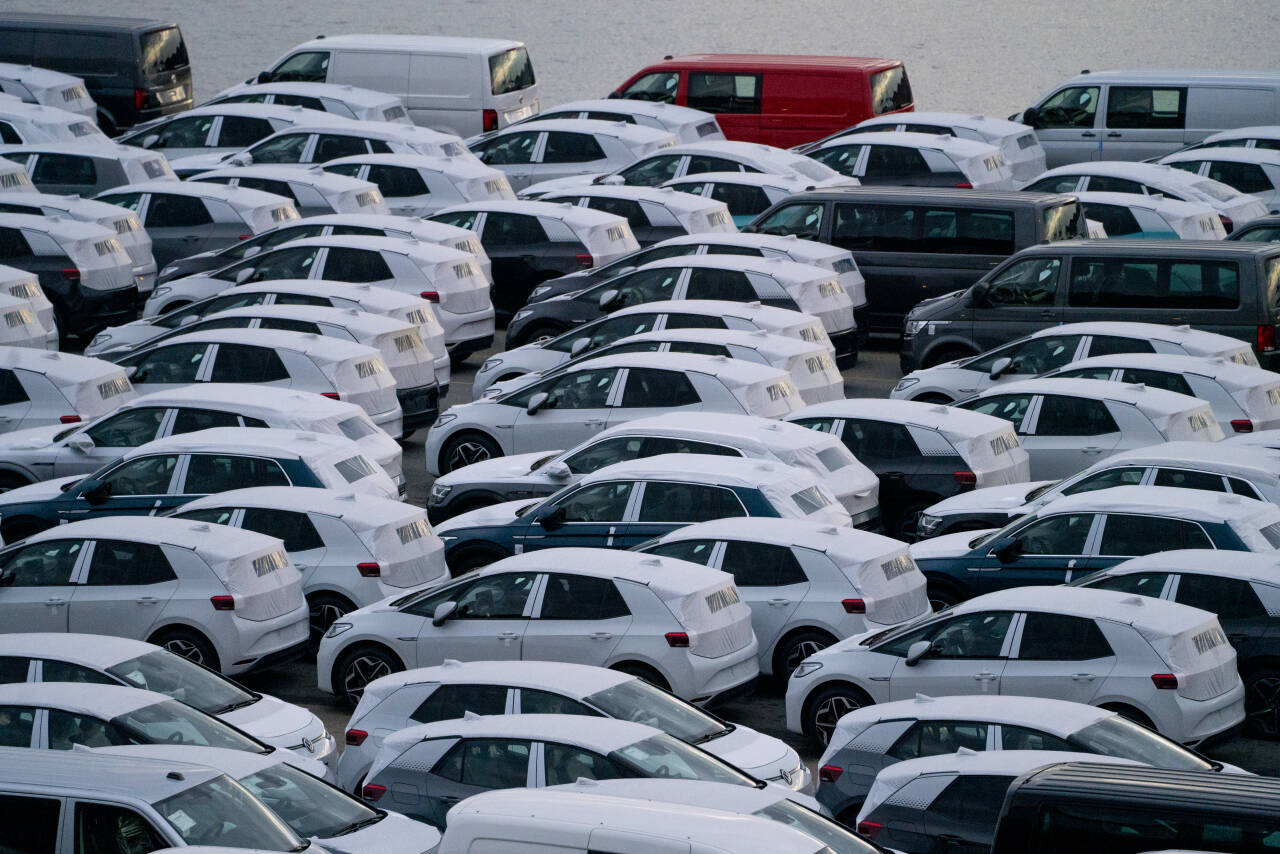 STØRSTE MERKE: Volkswagen ble det mest kjøpte bilmerket i Norge i 2020, for tiende året på rad. Blant annet på grunn av store leveringer av ID. 3 mot slutten av året. Foto: Fredrik Hagen / NTB