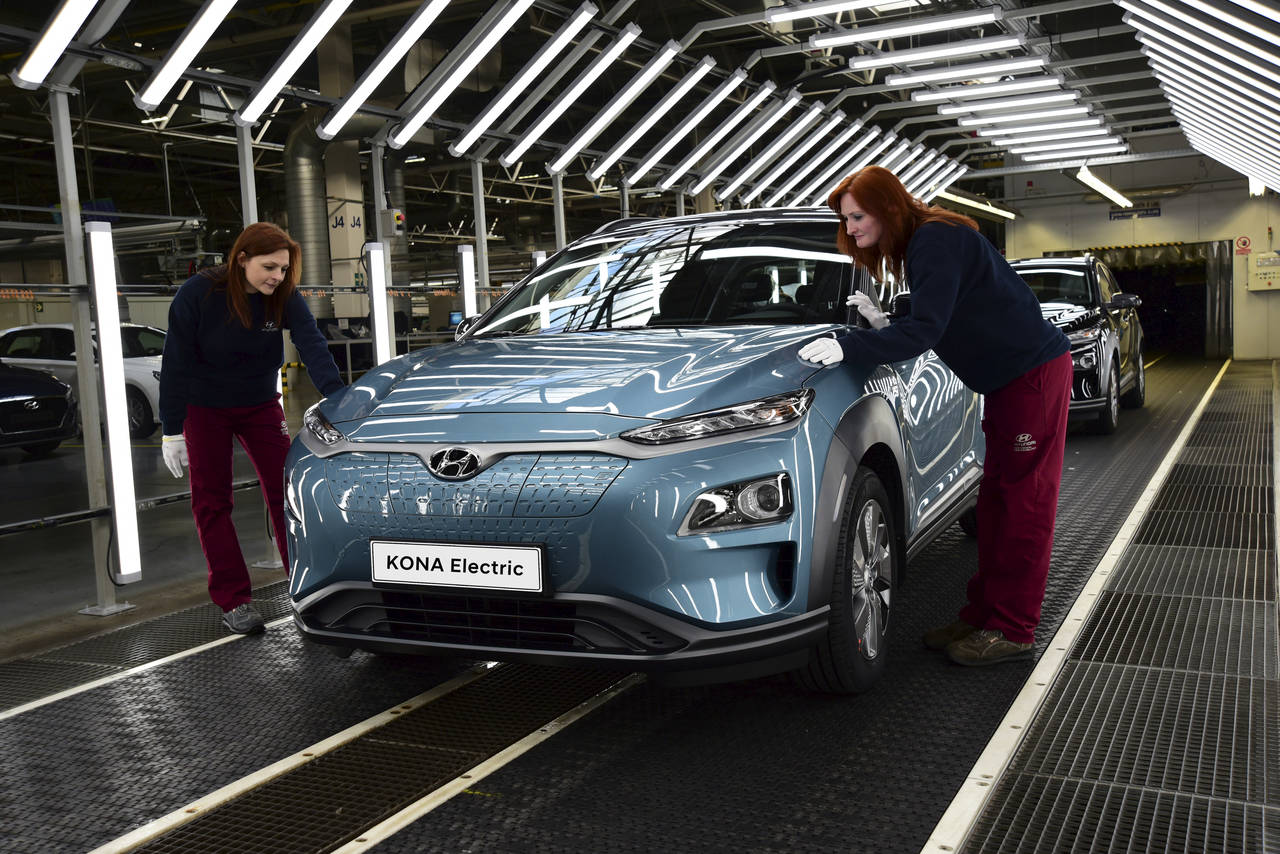 LEVERINGSDYKTIG: Ventetiden på Hyundai Kona electric har vært oppe i to år, i løpet av 2020 skal leveringstiden «normaliseres». FOTO: Produsenten