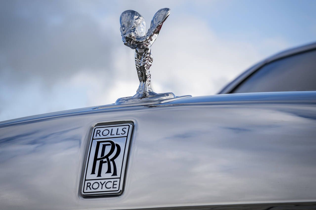 BESTE ÅR: Rolls-Royce, med pynteskulpturen «Spirit of Ecstasy», hadde sitt beste år noensinne i 2019. FOTO: Produsenten