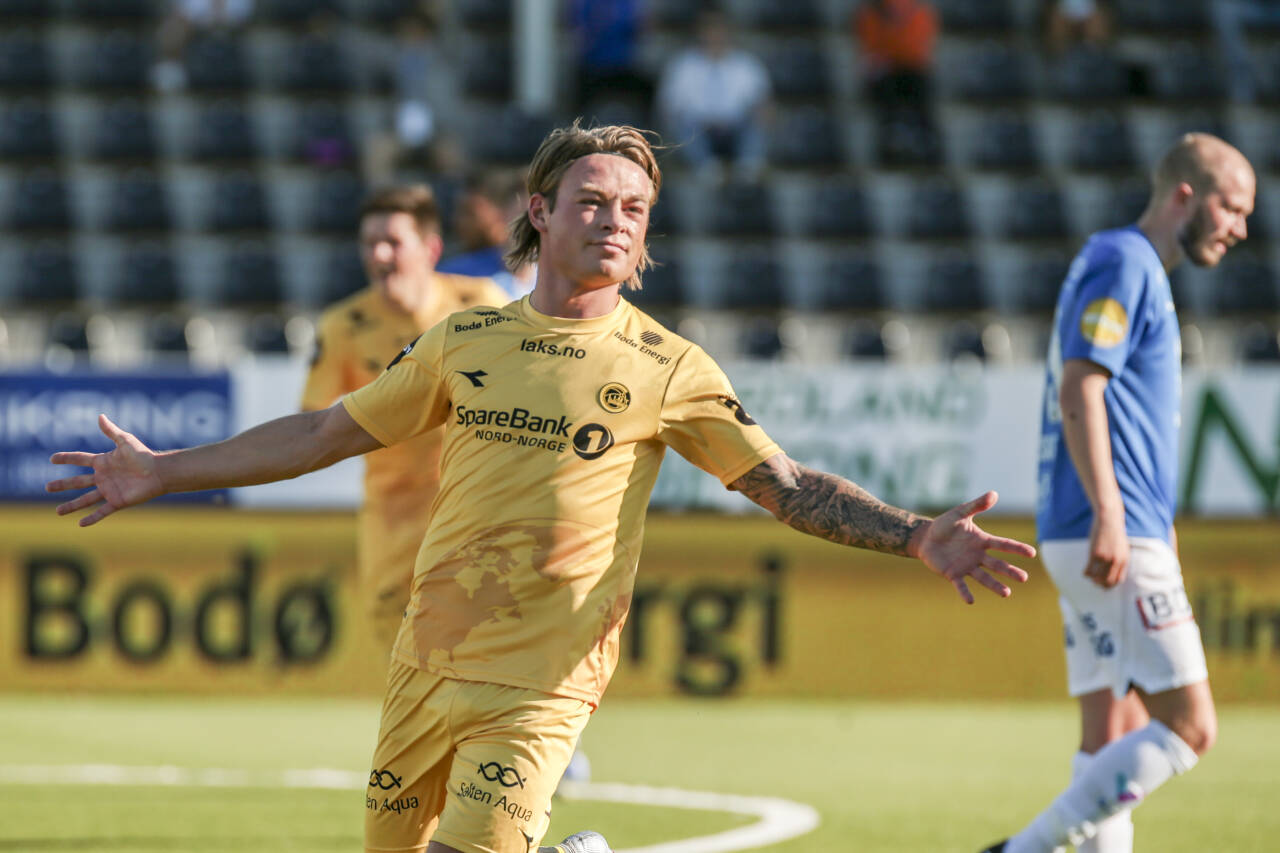 Patrick Berg jubler for sin scoring i Bodø/Glimts seier over Molde. Foto: Mats Torbergsen / NTB scanpix