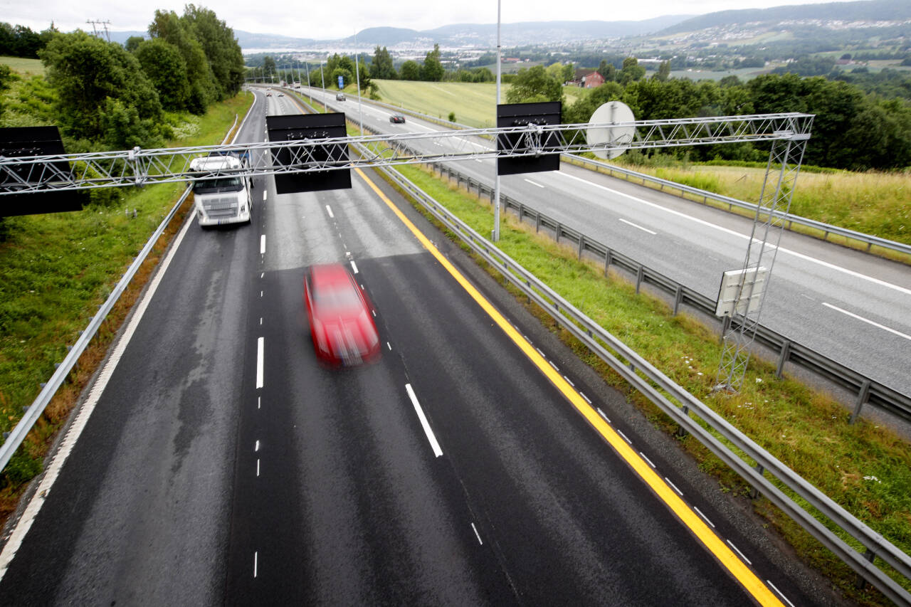 FARTSGRENSEN: I mer enn 40 prosent av alle dødsulykker har fart vært hovedårsaken, ifølge tall fra Trygg Trafikk. FOTO: Lise Åserud / NTB 
