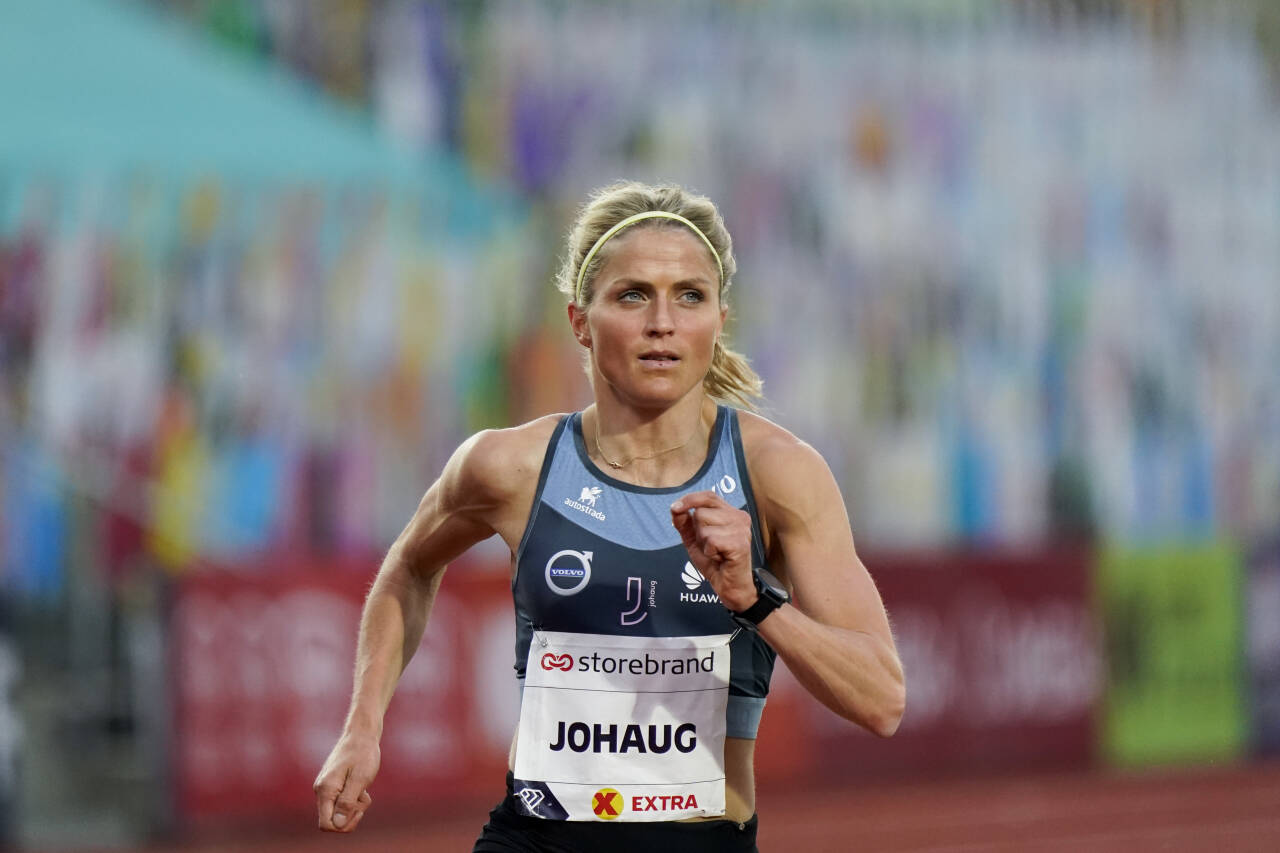 Therese Johaug sier hun ville valgt løping dersom hun ikke kunne kombinert løps- og langrennssatsingen. Foto: Cornelius Poppe / NTB scanpix