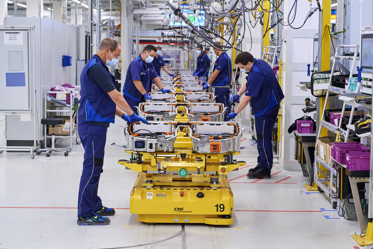 EL-SATSING: BMW legger store summer i produksjonen av elektriske drivlinjer. Foto: Produsenten