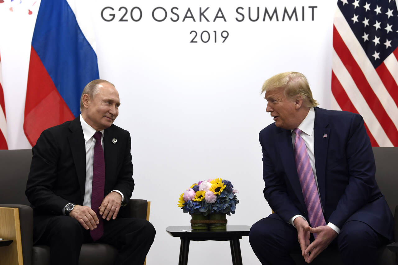 USA og Russland diskuterer nedrustningsavtalen Ny START. Foto: Susan Walsh/ AP/ NTB scanpix