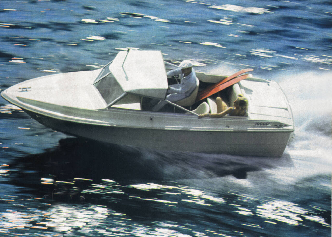 Fjordwing – en elegant turbåt med meget gode sjøegenskaper. (Brosjyrebilde)