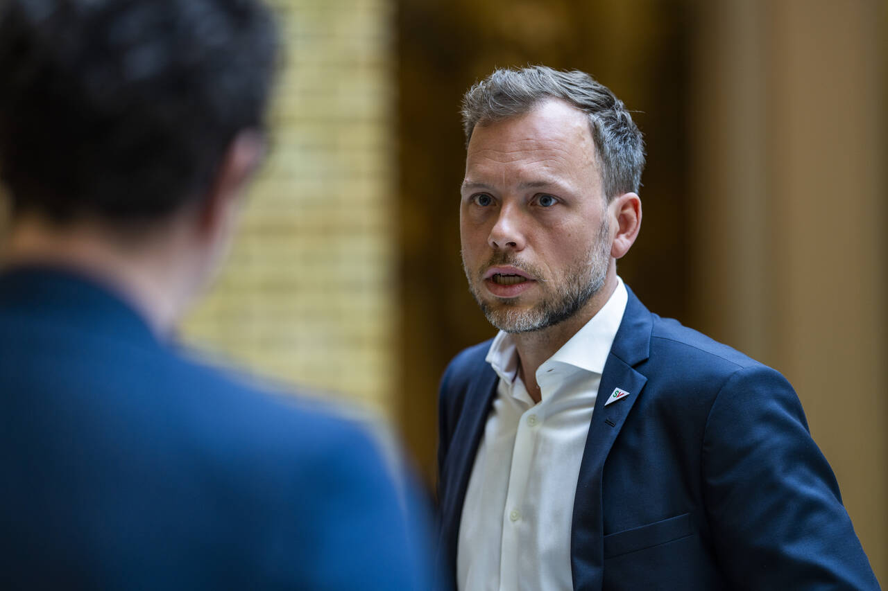 Audun Lysbakken (SV) i Stortinget i forrige uke. Han vil reise debatten om regjeringens krisefullmakter. Foto: Håkon Mosvold Larsen / NTB scanpix