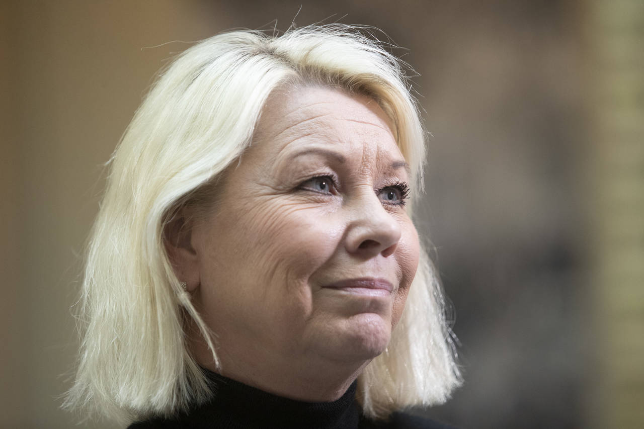 Justis- og beredskapsminister Monica Mæland (H) må svare på spørsmål om norske justismyndigheter benytter appen Clearview AI, som gjenkjenner ansikter basert på bilder i sosiale medier. Foto: Terje Bendiksby / NTB scanpix