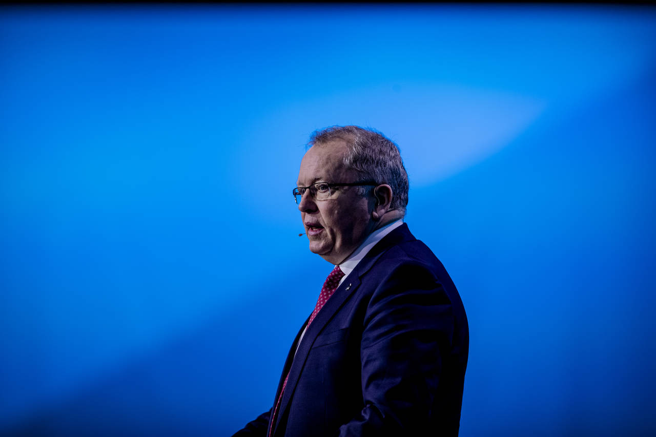 Konsernsjef i Equinor, Eldar Sætre, legger onsdag fram en ny tiltakspakke for å redusere selskapets kostnader med godt over 30 milliarder kroner i 2020. Foto: Stian Lysberg Solum / NTB scanpix