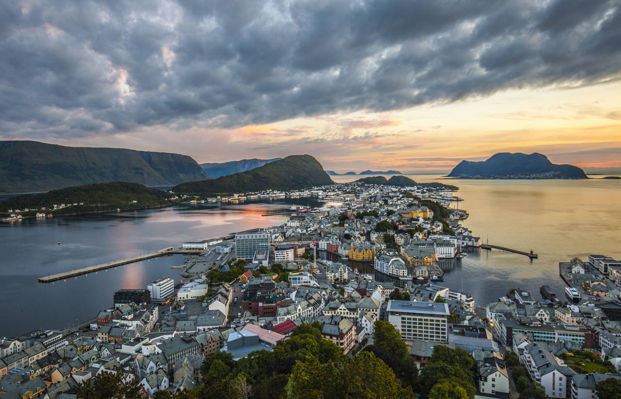 Ålesund stenger alle sine skoler til etter påske. Foto: Halvard Alvik, NTB scanpix