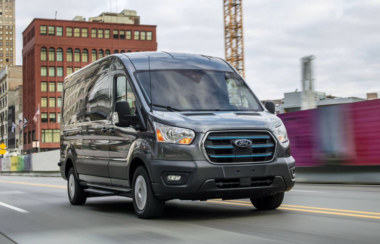 NYTTEKJØRETØY: I starten av 2022 kommer Ford Transit med en elektrisk drivlinje. Foto: Produsenten