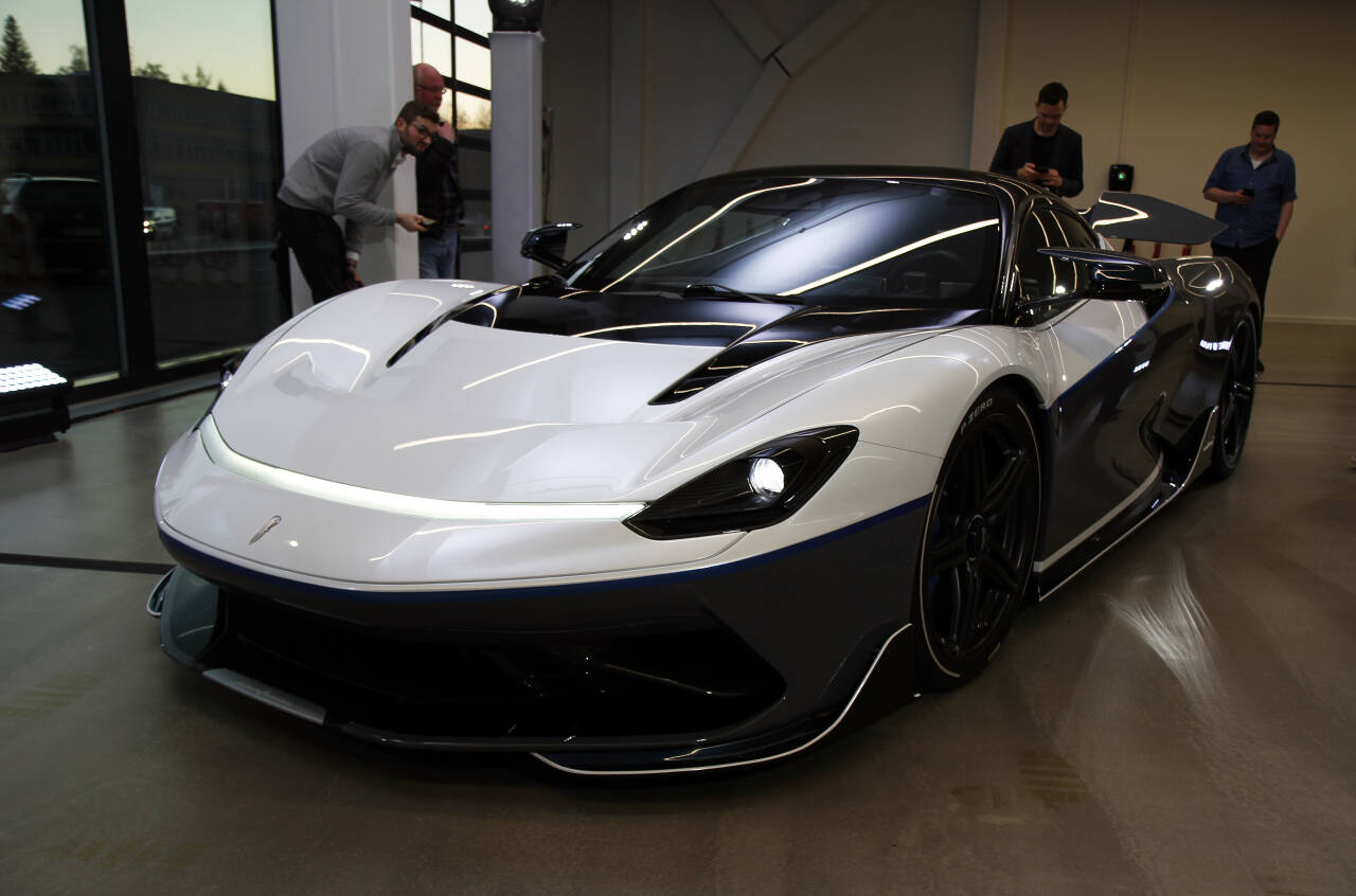 MYE: Pininfarina Battista har enormt mye krefter, en voldsom prislapp og nå en norsk importør. Foto: Morten Abrahamsen / NTB