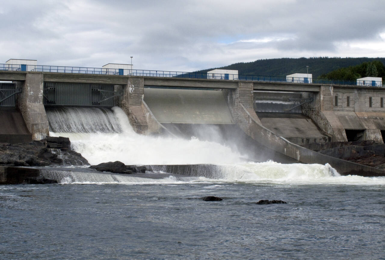 I 2019 sto vannkraften for rundt 93 prosent av kraftproduksjonen i Norge, mens vindkraft sto for 4 prosent. På bildet ser vi Hunderfossen kraftstasjon i Gudbrandsdalslågen.Foto: Paul Kleiven / NTB
