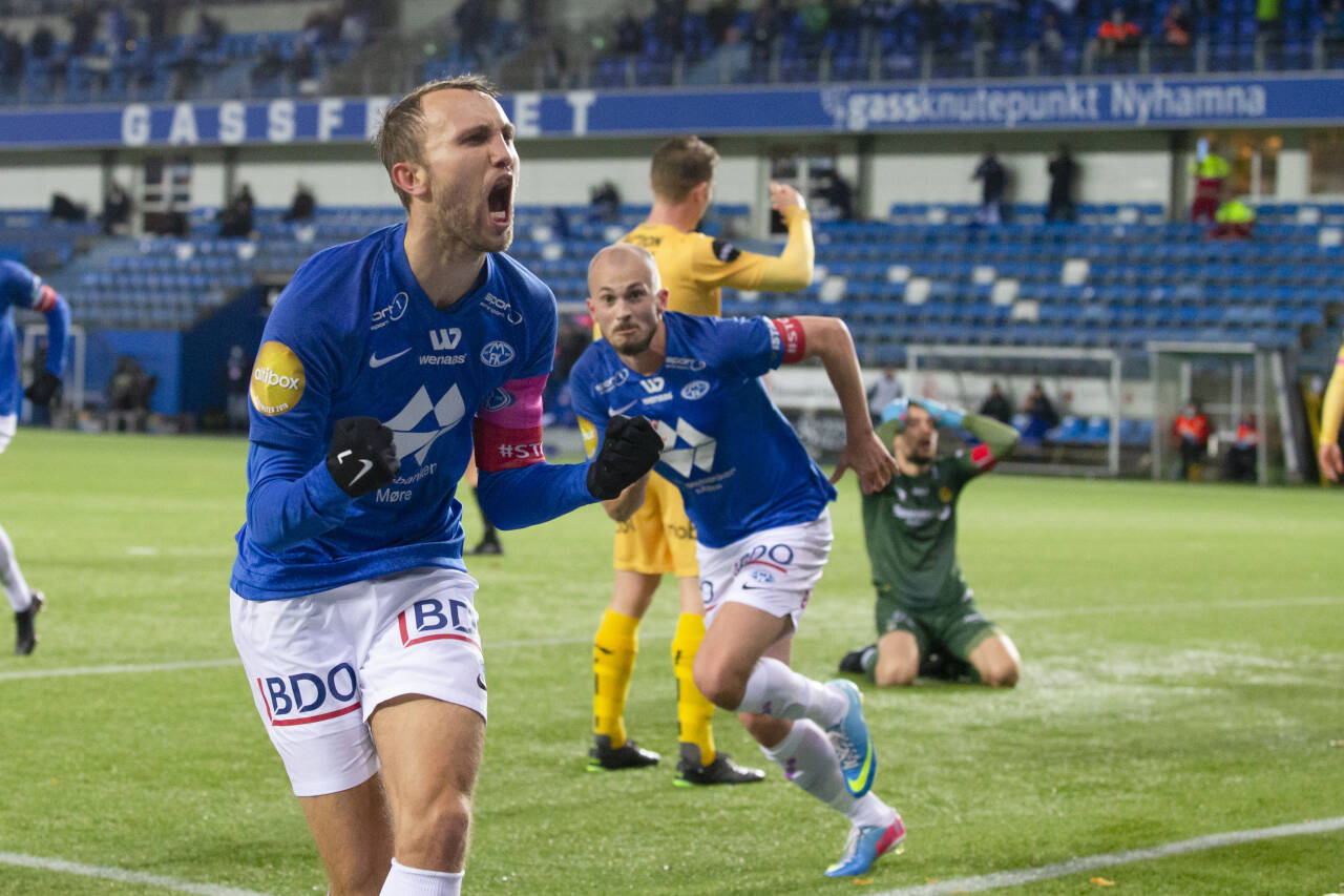 Magnus Wolff Eikrem feirer mål under eliteseriekampen i fotball mellom Molde og Bodø/Glimt på Aker stadion. Foto: Svein Ove Ekornesvåg / NTB
