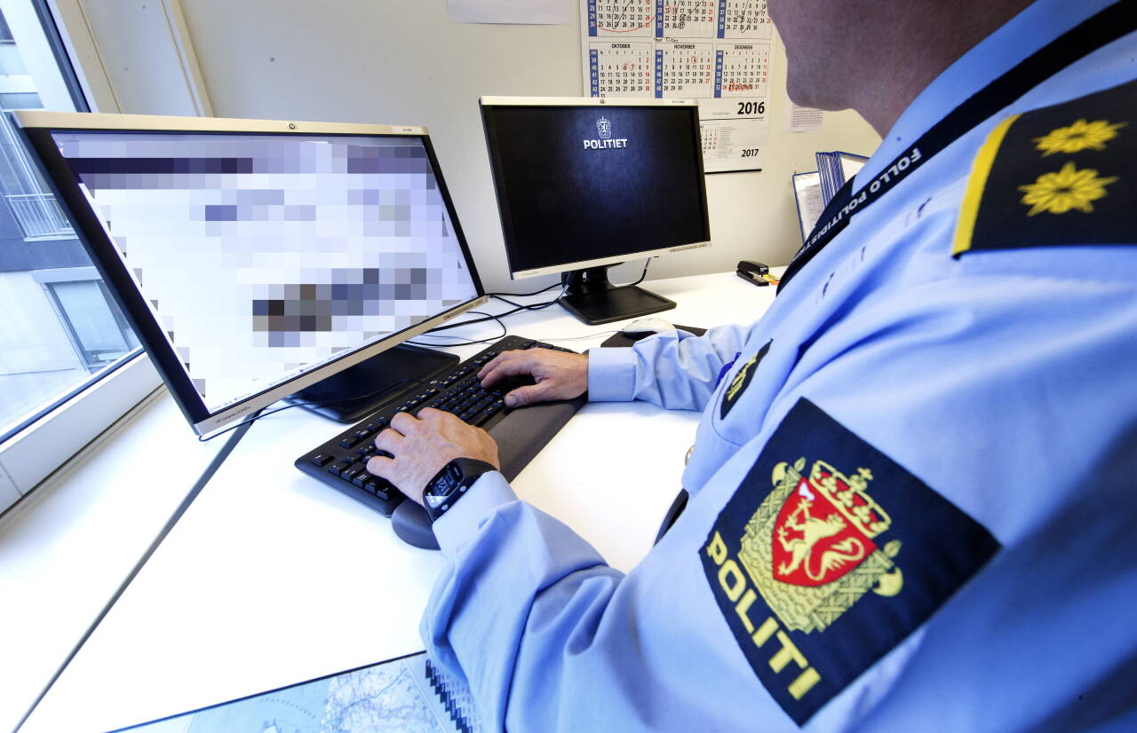 Regjeringen foreslår å utvide perioden nettleverandører kan holde på informasjon om IP-adresser, med hensikt å hjelpe politiet i etterforskning av straffesaker, spesielt overgrepssaker. Illustrasjonsfoto: Gorm Kallestad / NTB