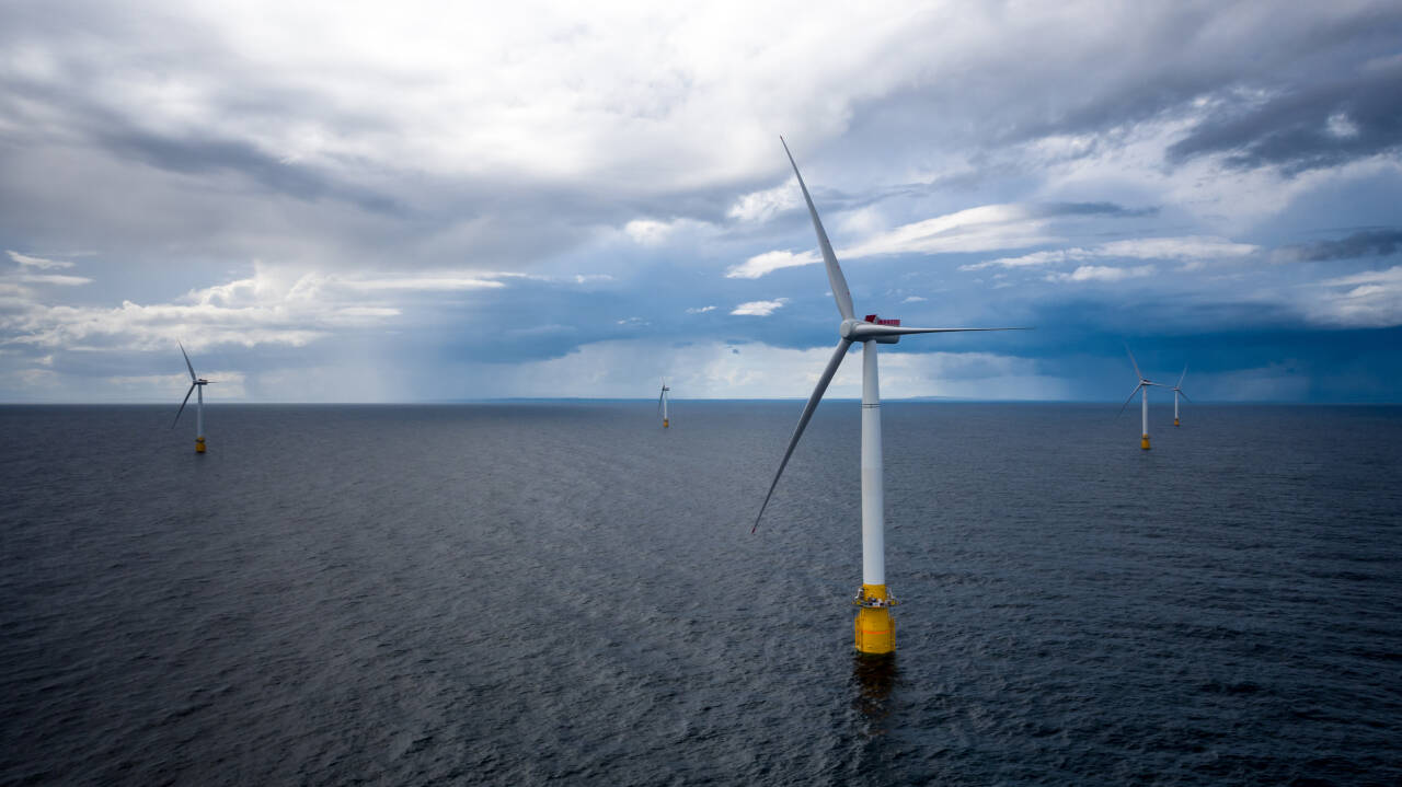 Equinor satser tungt på havvind i USA i samarbeid med BP. Her fra Equinors Hywind Buchan vindmølleanlegg utenfor Skottland. Foto: Øyvind Gravås / Equinor / NTB scanpix