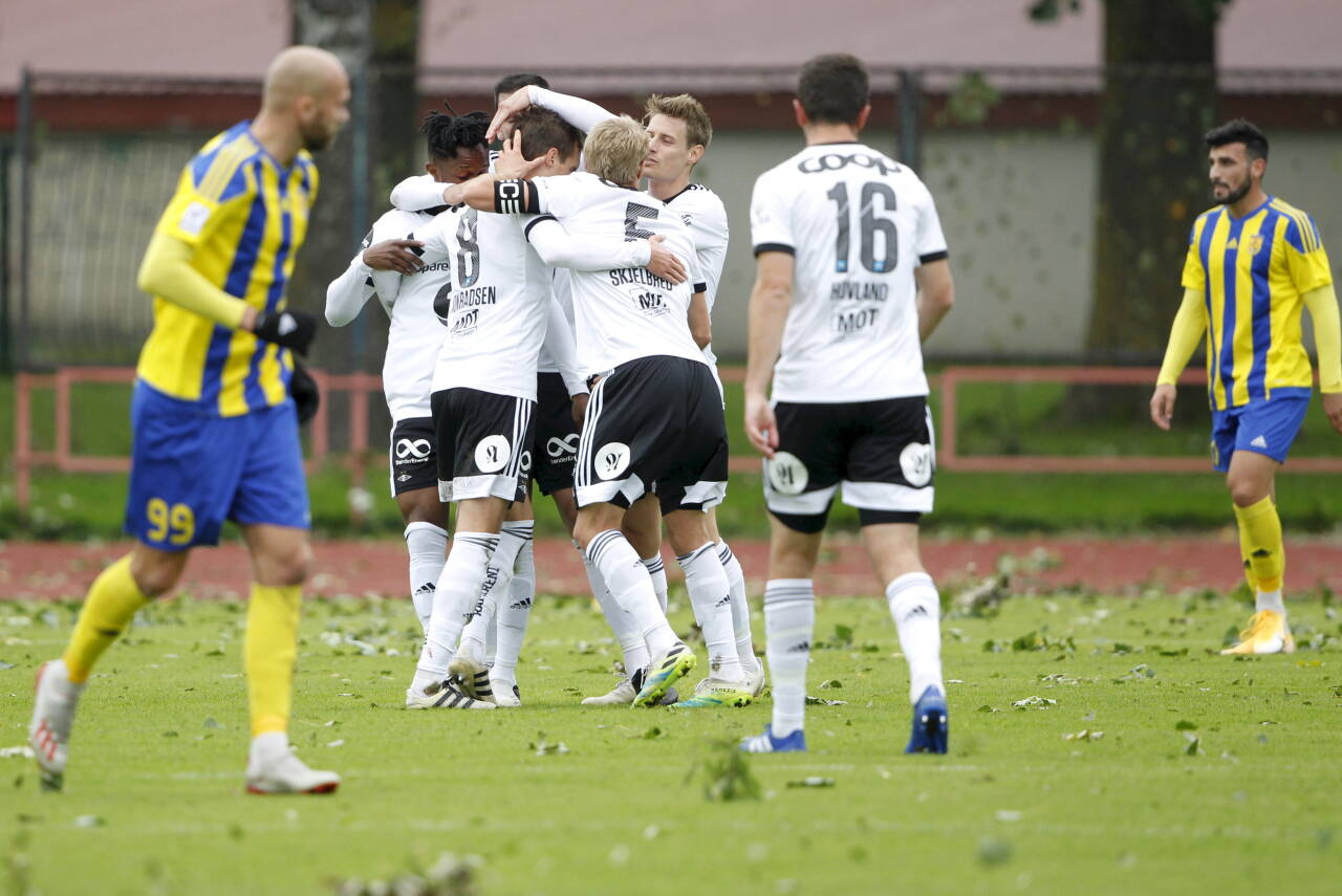 Rosenborg kunne feire fem scoringer da Ventspils ble slått i europaligakvalifiseringen i Latvia. Foto: Valda Kalnina / EPA / NTB
