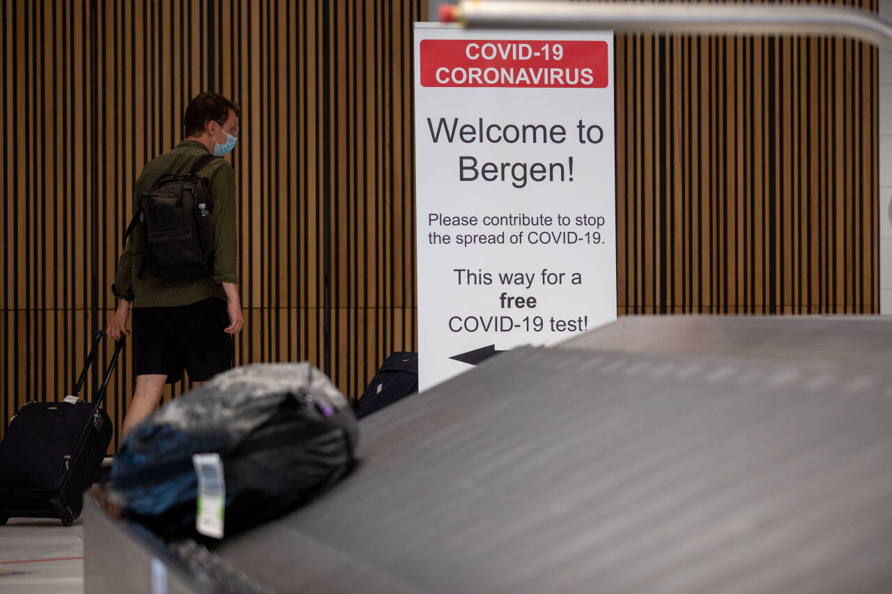 Som den første flyplassen her i landet fikk Bergen lufthavn 9. august en egen stasjon for koronatesting. Foto: Eivind Senneset / NTB scanpix