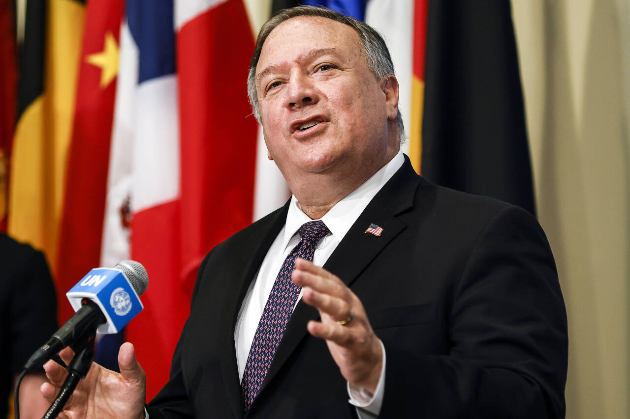 USAs utenriksminister Mike Pompeo hevder at FNs sanksjoner mot Iran igjen er gjeldende. Foto: Mike Segar / Pool via AP / NTB