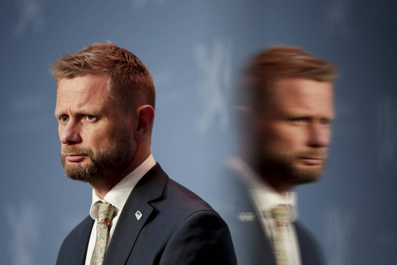 Helse- og omsorgsminister Bent Høie under fredagens koronapressekonferanse. Foto: Vidar Ruud / NTB scanpix