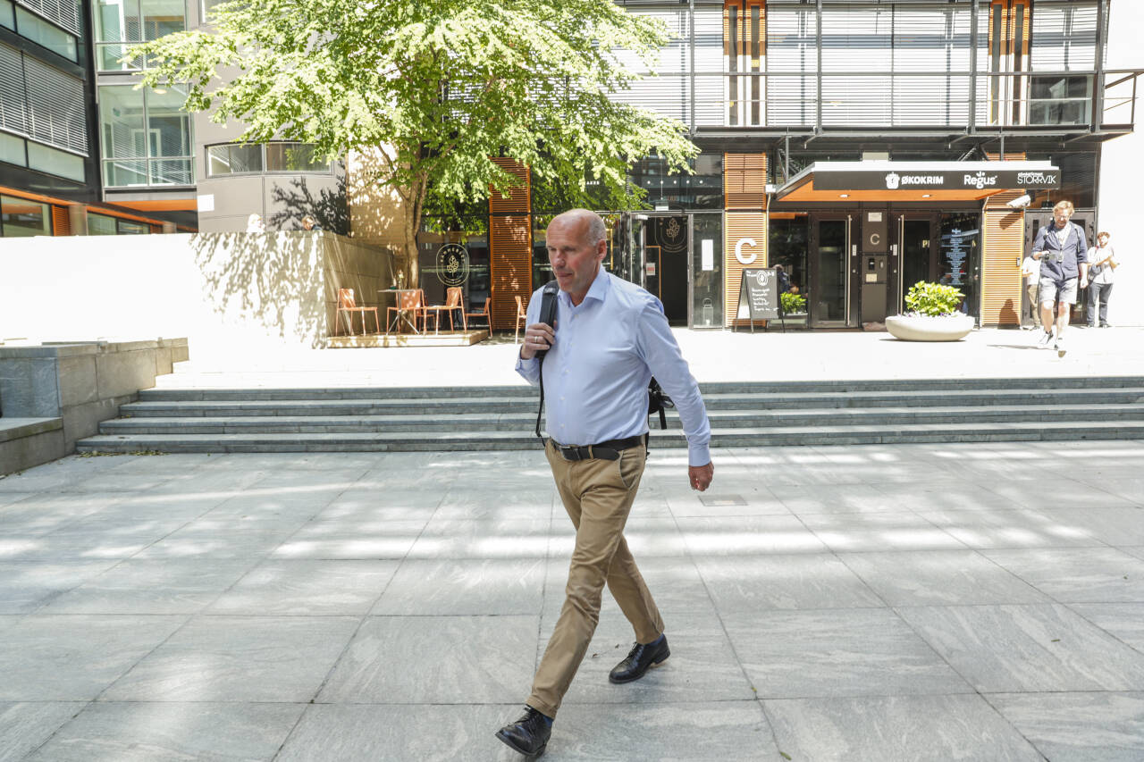 Geir Lippestad har meldt seg ut av Arbeiderpartiet, men vil likevel ha Jonas Gahr Støre som statsminister etter valget nese år. Foto: Terje Bendiksby / NTB