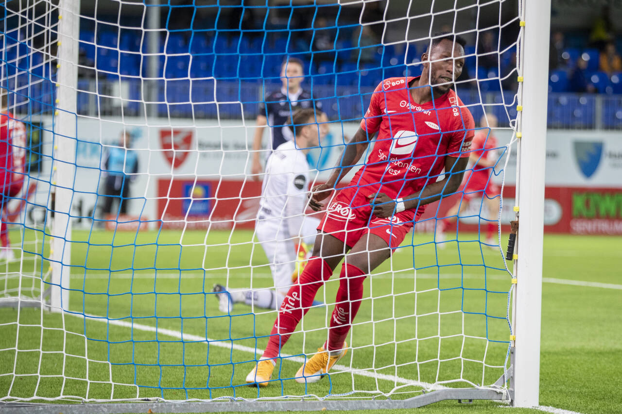 Daouda Bamba kunne spasere ballen i mål etter 73 minutter da Brann spilte 1-1 borte mot Kristiansund. Foto: Terje Pedersen / NTB