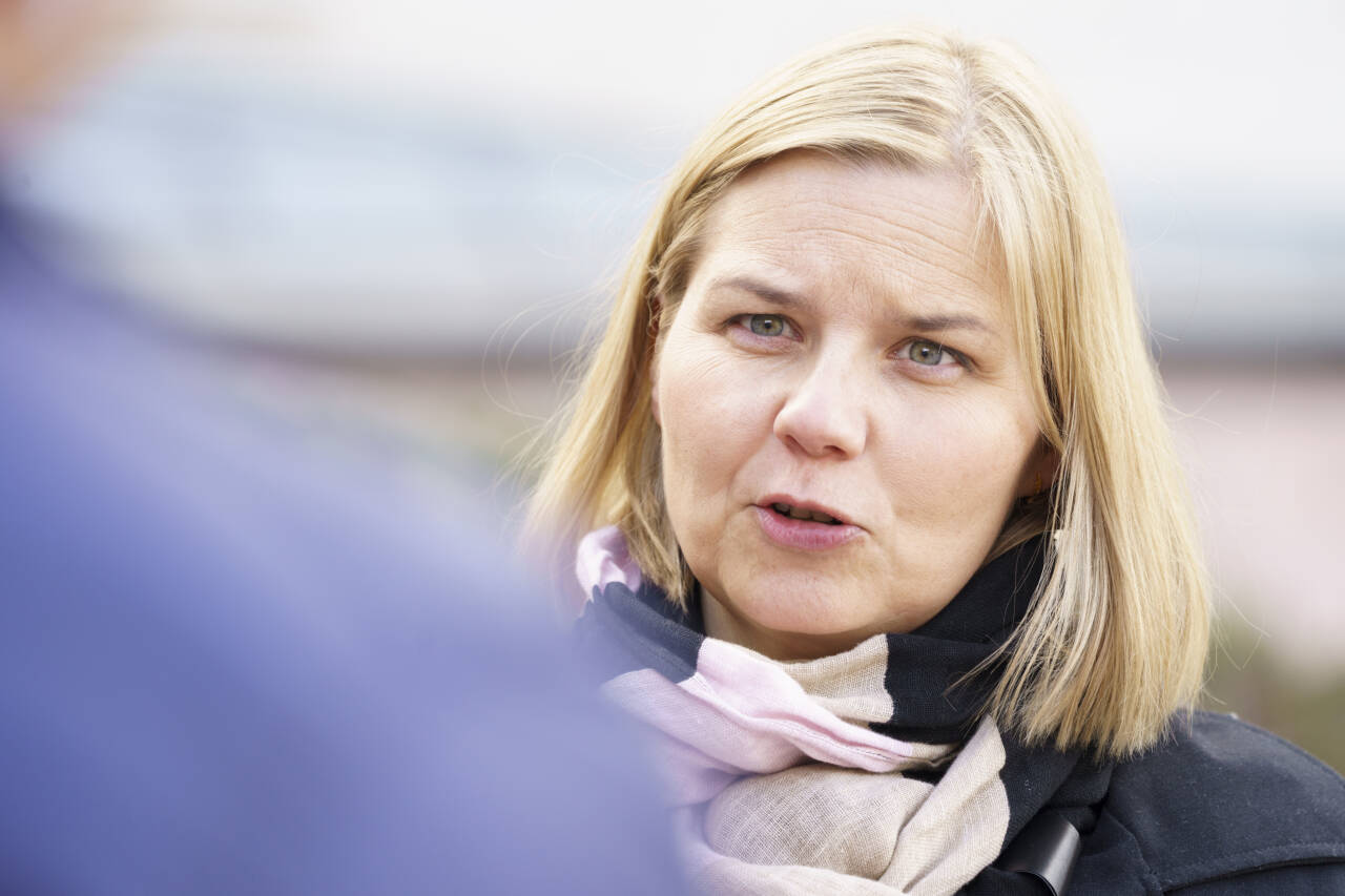 Venstre-leder Guri Melby håper fortsatt på hjelp fra Arbeiderpartiet til å få flertall for regjeringens rusreform i Stortinget. Foto: Torstein Bøe / NTB