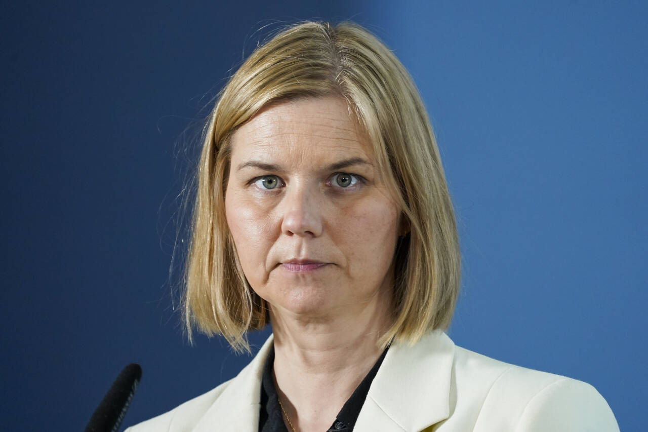 Venstre-leder Guri Melby raser mot Ap og Jonas Gahr Støre. Foto: Torstein Bøe / NTB