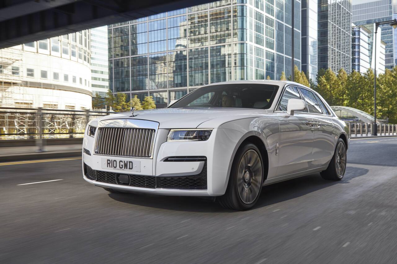 LUKSUSSALG: Rolls-Royce har satt salgsrekord, blant annet ved hjelp av Ghost-modellen. Foto: Produsenten