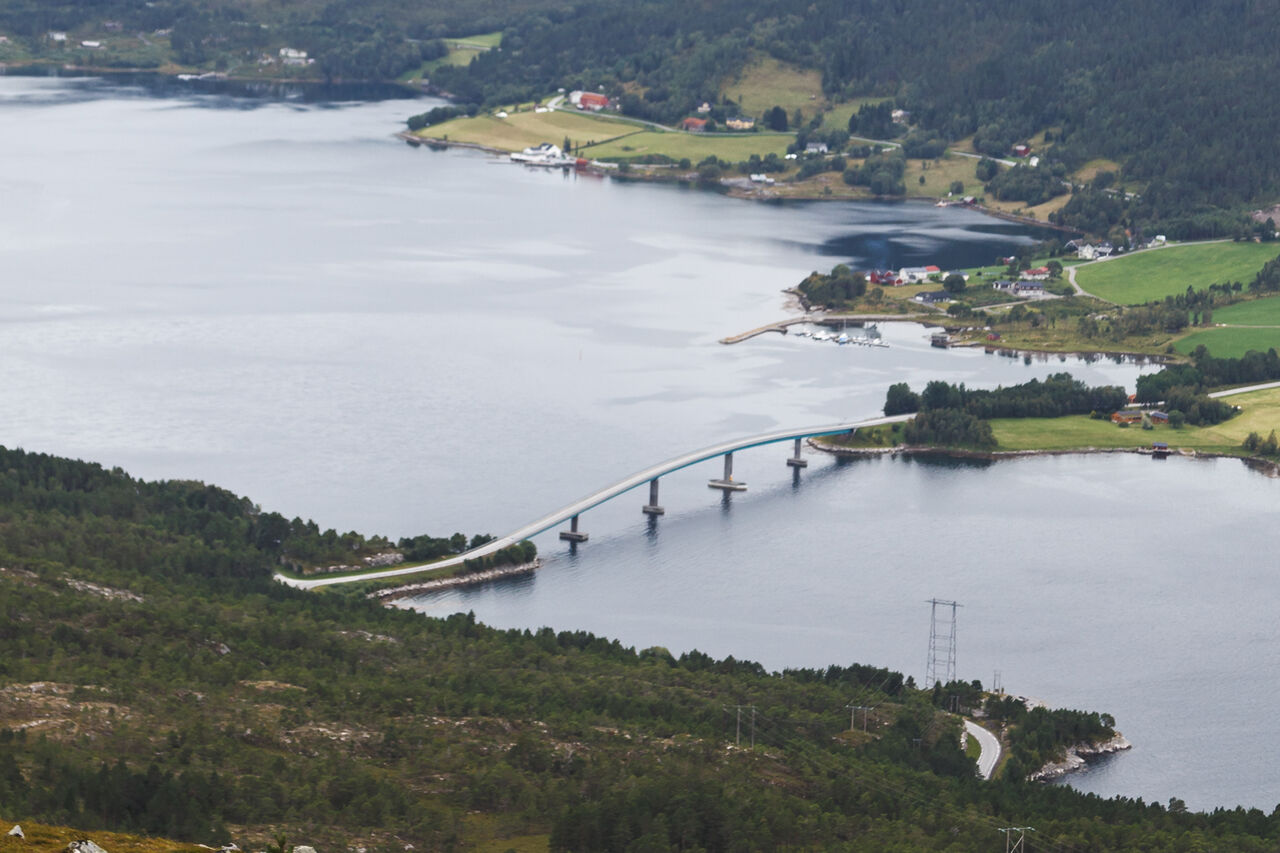 Dromessundbrua i Aure. Foto: Steinar Melby / KSU.NO