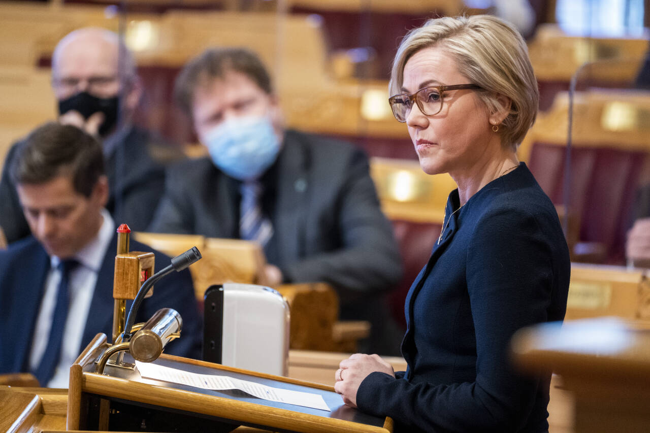 Arbeiderpartiet og deres helsepolitiske talsperson Ingvild Kjerkol lanserer tirsdag en helsepersonellkommisjon. Foto: Terje Pedersen / NTB