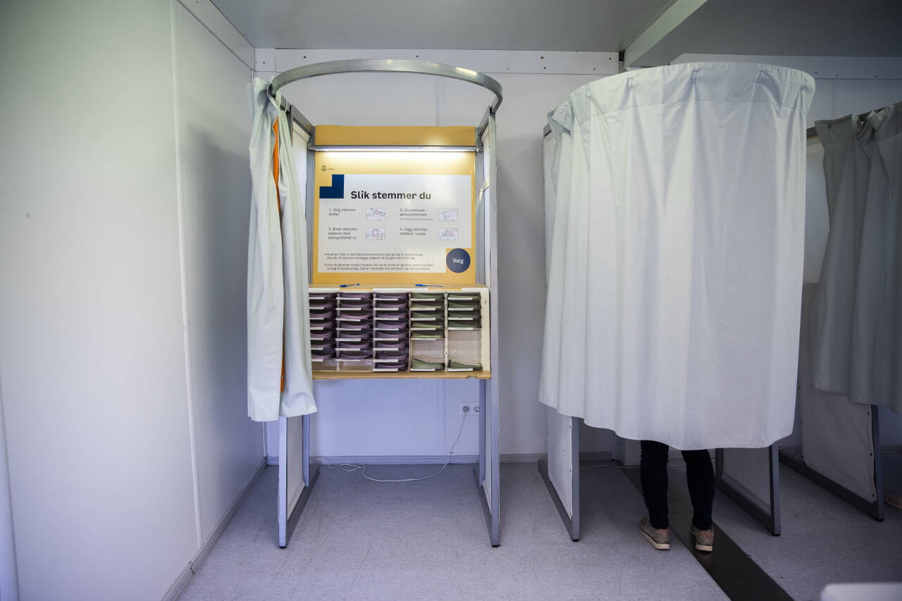 Så langt har 215.346 velgere stemt ved årets stortingsvalg. Foto: Berit Roald / NTB