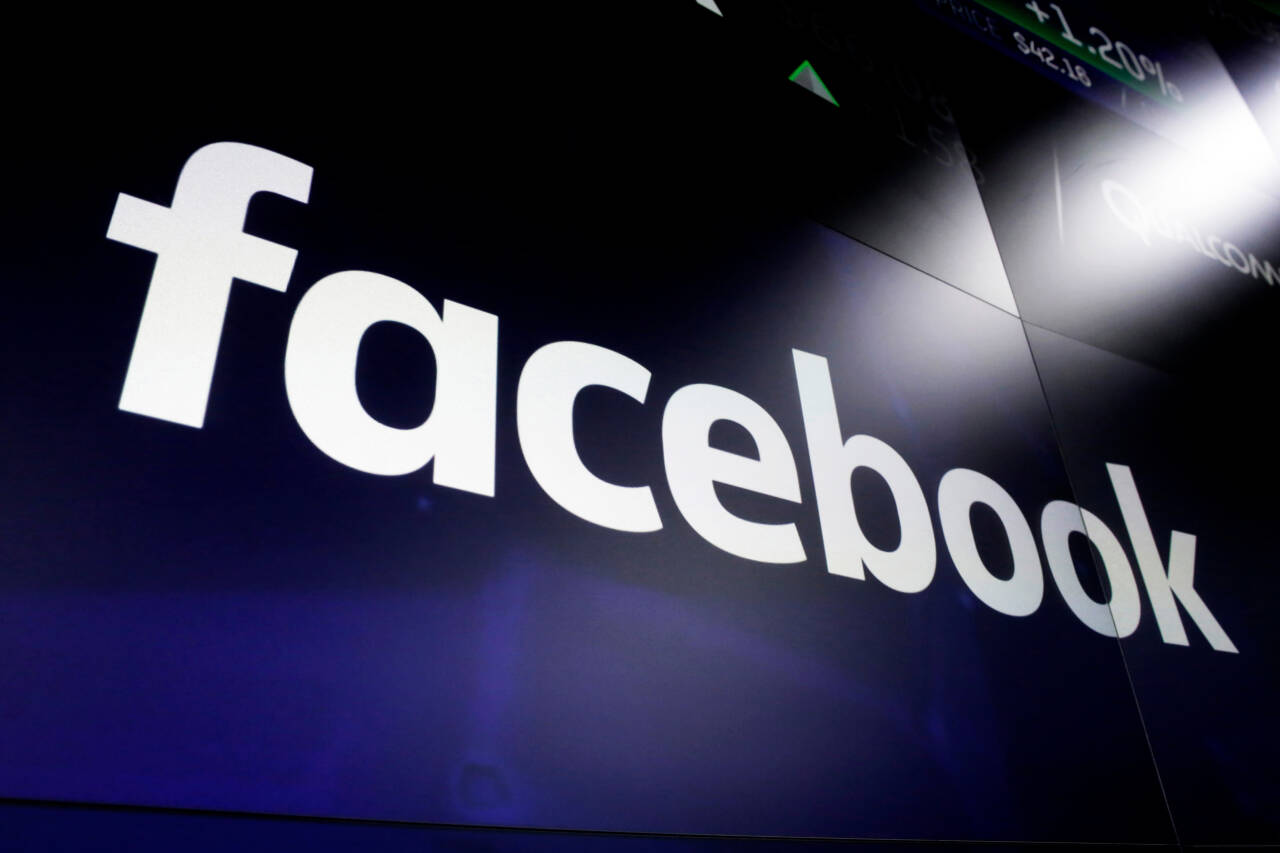 Facebook har blokkert deling av nyheter på plattformen i Australia som respons på et lovutkast som pålegger dem å betale medier de viderebringer nyheter fra. Illustrasjonsfoto: Richard Drew / AP / NTB