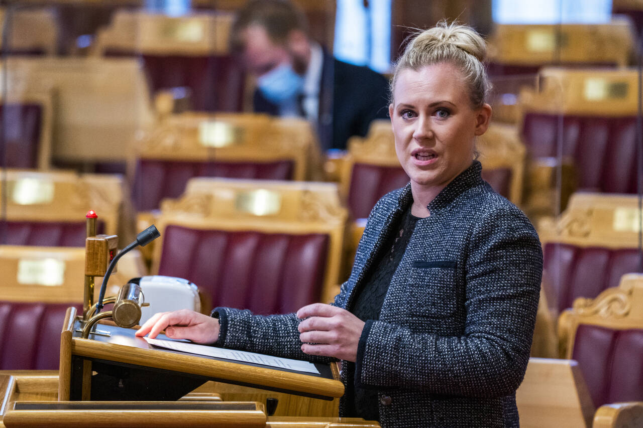 Arbeiderpartiets Lene Vågslid sier de vil vurdere om foreldelsesfristen for seksuelle overgrep bør utgå. Foto: Håkon Mosvold Larsen / NTB