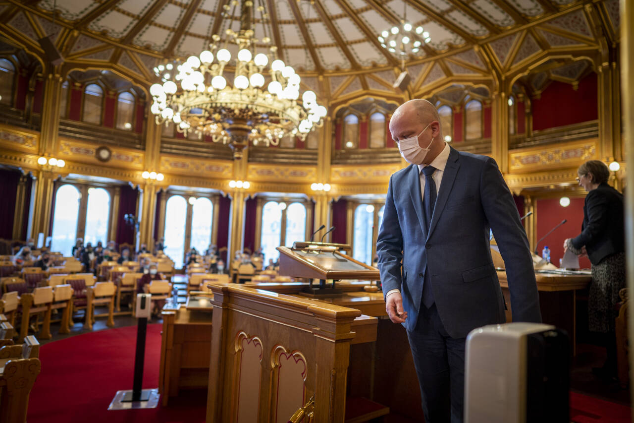 Sp-leder Trygve Slagsvold Vedum i den muntlige spørretimen i Stortinget. Foto: Heiko Junge / NTB