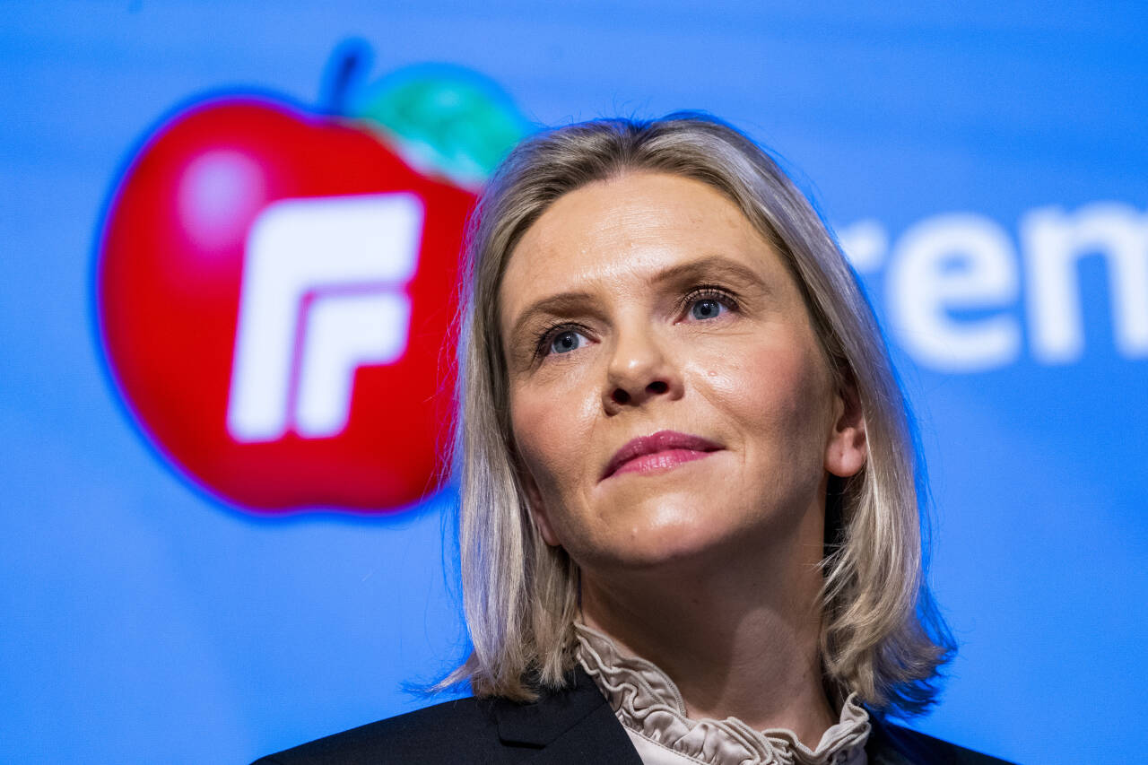 Nestleder Sylvi Listhaug ligger an til å overta som partileder i Frp. Her er hun under en pressekonferanse fredag.Foto: Håkon Mosvold Larsen / NTB