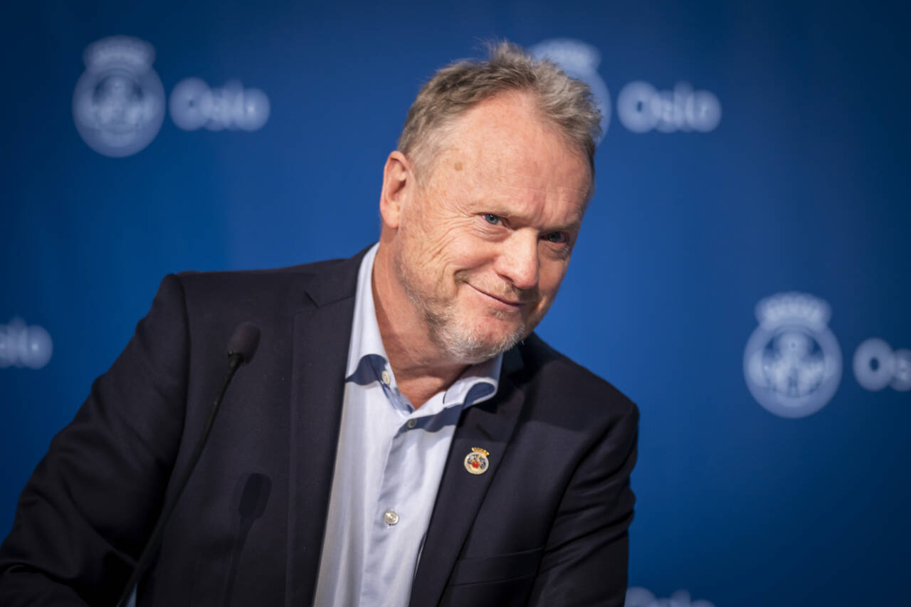 Byrådsleder Raymond Johansen mener Molde-ordføreren burde takke Oslo-folk for den innsatsen de har gjort for å bremse smittespredning til resten av landet. Foto: Heiko Junge / NTB
