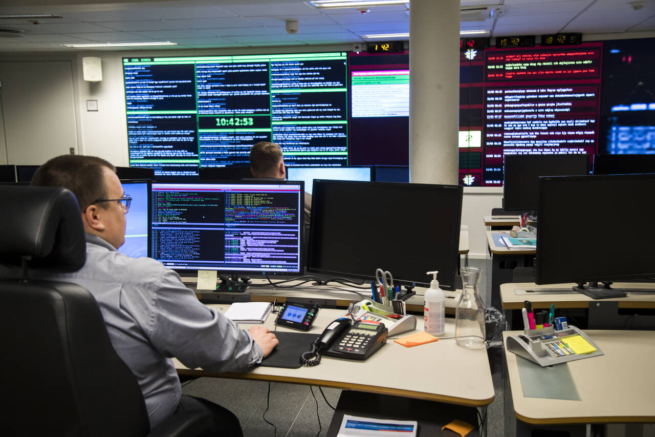 Norges nasjonale cybersenter – NorCERT sitt operasjonssenter i Oslo. Illustrasjonsfoto: Heiko Junge / NTB
