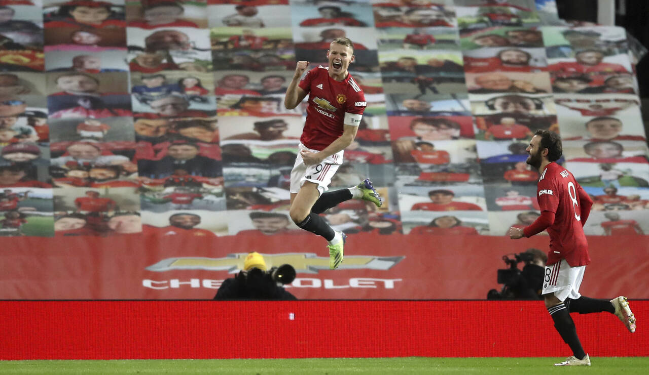 Scott McTominay jubler for det som ble vinnermålet i Manchester Uniteds FA-cupkamp mot Watford. Foto: Martin Rickett, PA via AP / NTB